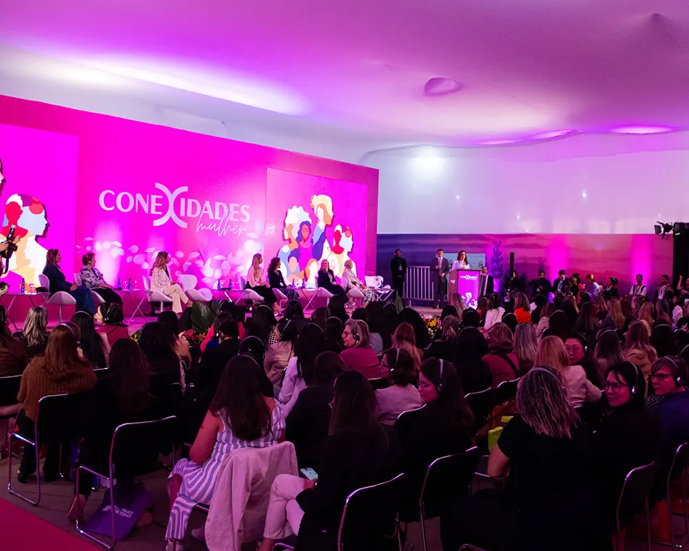 3-conexidades-mulher-02